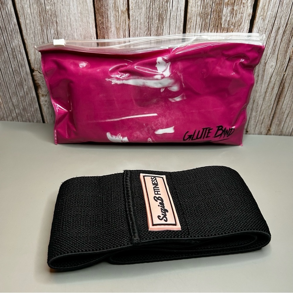 SuzieB Fitness Glute Band Medium-Heavy Resistance